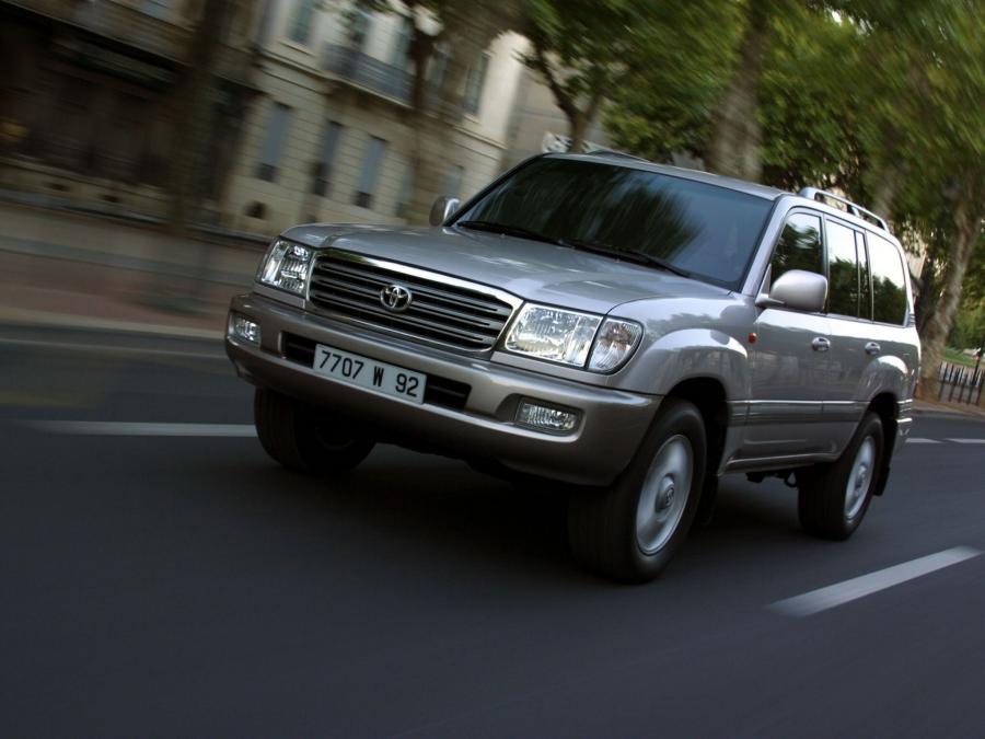  Toyota Land Cruiser 100 VX (J100-101) 1998 года  (фото 25 из 58)